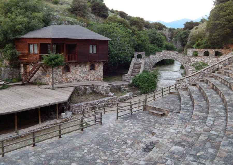 Το Φαράγγι της Πετρούσας